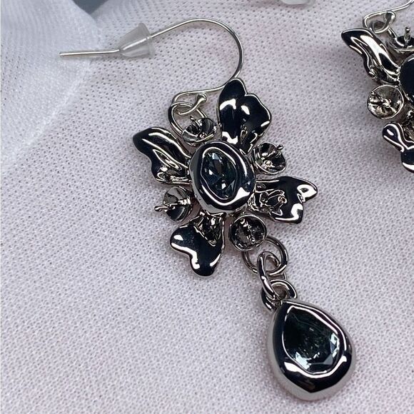 Alexis Bittar Flower Drop Earrings - Picture 5 of 7